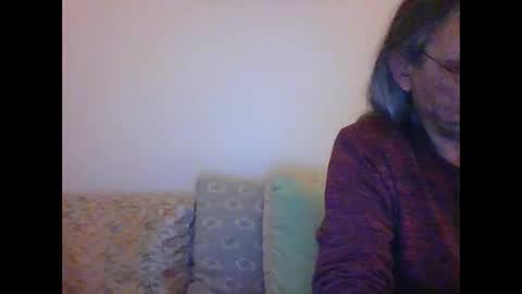 muetzeglatze_muetzeglatze online show from January 28, 7:10 pm