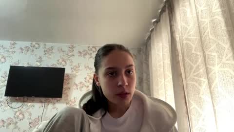 Tia online show from April 23, 6:14 am