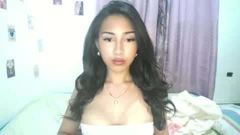 moan yeeka online show from March 13, 10:44 am