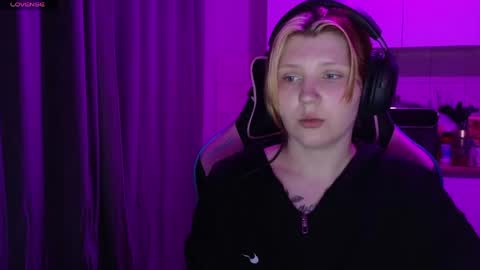 Milana online show from May 22, 2:55 pm