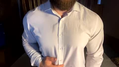 muscularjuggler online show from April 13, 2:28 am