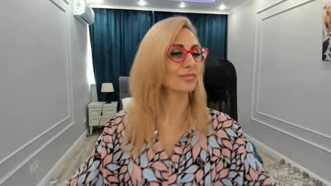 Diana online show from March 10, 11:32 am