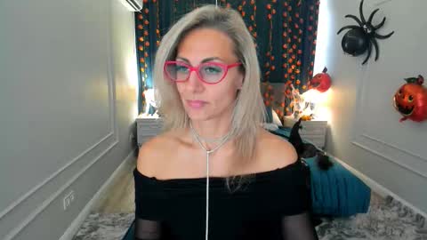 Diana online show from October 10, 11:31 am