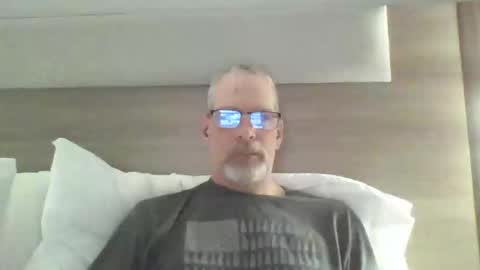 Snapshot of mustang_daddy chatting on March 11, 5:02 am 307MountainMan online show from March 11, 5:02 am