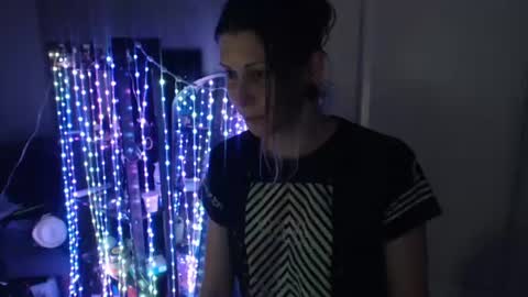 ghost mantis online show from July 2, 3:23 am