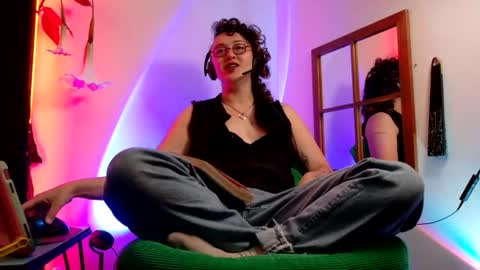 Mx. Anouk Divine online show from July 4, 4:46 pm