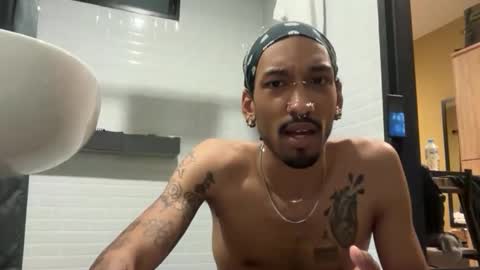 mxdrltns online show from April 3, 2:26 pm