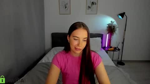 Snapshot of my_coco chatting on December 20, 10:54 pm katie online show from December 20, 10:54 pm