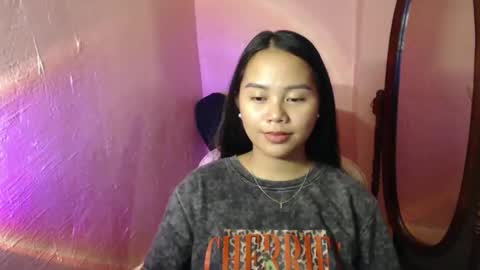 Its me Andi online show from February 25, 6:50 pm