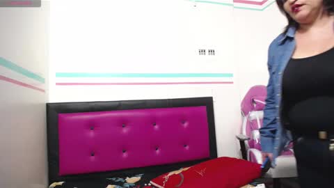  MYA ROUSE  online show from January 14, 12:11 pm