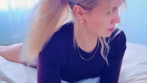 Mya-be Yours P online show from March 30, 2:40 pm