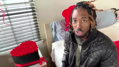 mycreamydreams online show from February 18, 8:58 pm