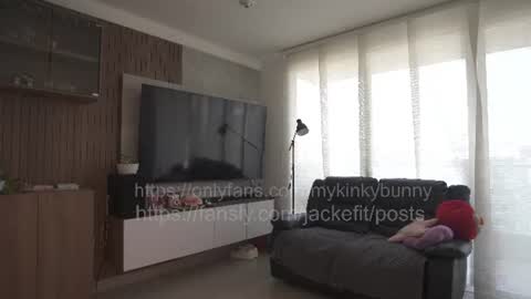 jacke BUNNY online show from July 26, 6:59 pm
