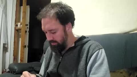myleshodges online show from May 28, 9:39 am