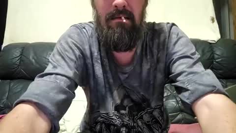 myleshodges online show from July 3, 7:37 am