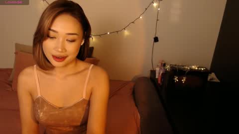 mysticsirenn online show from December 9, 2:45 am