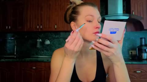 mysticvenus_ online show from March 19, 7:12 am