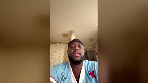 Snapshot of mzeatitoffdabone chatting on March 14, 1:16 pm mzeatitoffdabone online show from March 14, 1:16 pm