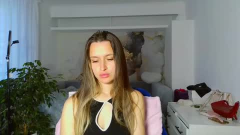 Eva online show from June 3, 6:24 pm