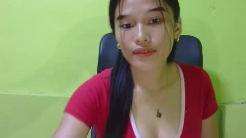 nessa online show from December 2, 12:10 pm