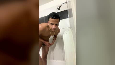 n545175 online show from March 16, 4:11 pm