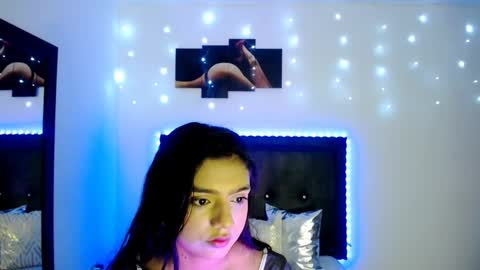 naahia__clark online show from December 5, 12:22 pm