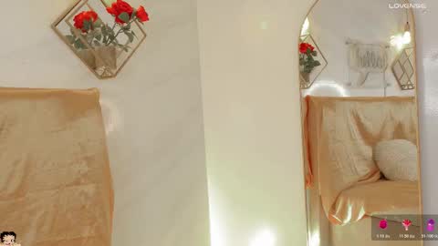 Snapshot of naamah_b chatting on February 7, 2:32 pm naamah_b online show from February 7, 2:32 pm