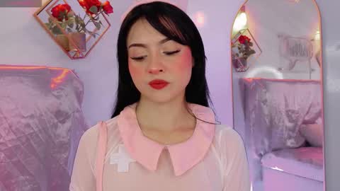 Snapshot of naamah_b chatting on February 9, 2:10 pm naamah_b online show from February 9, 2:10 pm