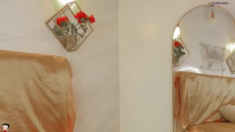 Snapshot of naamah_b chatting on February 11, 2:44 pm naamah_b online show from February 11, 2:44 pm