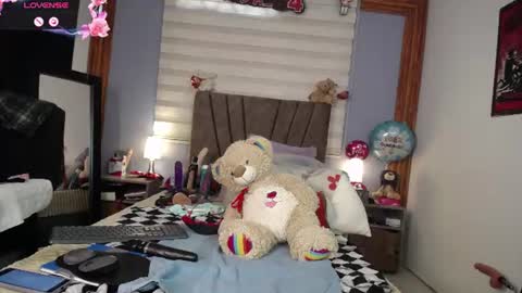 nadia_84 online show from July 18, 1:26 pm