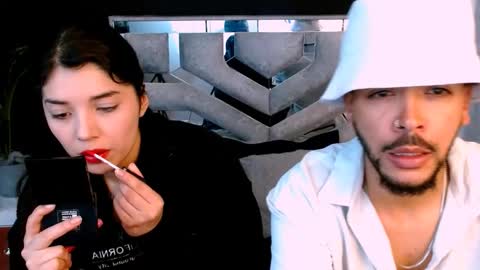 naduu__xx online show from November 9, 8:51 pm