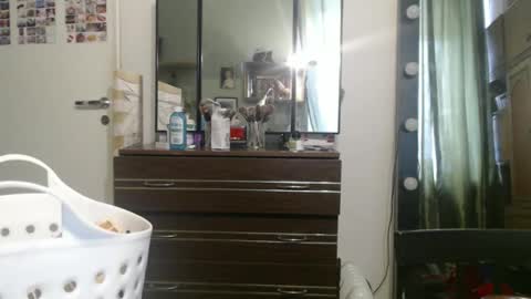 Snapshot of nadyagt chatting on February 6, 11:13 am nadyagt online show from February 6, 11:13 am