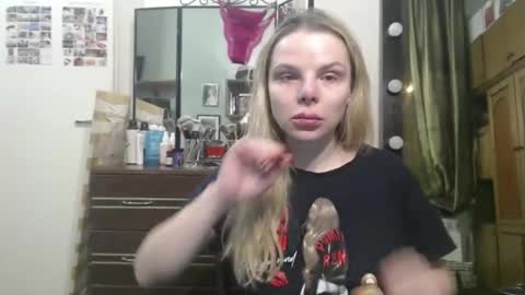 Snapshot of nadyagt chatting on February 10, 1:53 am nadyagt online show from February 10, 1:53 am