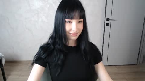 Naemi online show from June 27, 2:12 pm