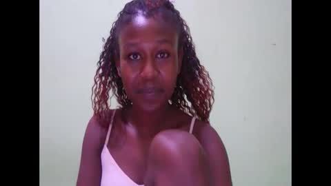 Snapshot of nah296652 chatting on February 20, 10:10 pm nah296652 online show from February 20, 10:10 pm