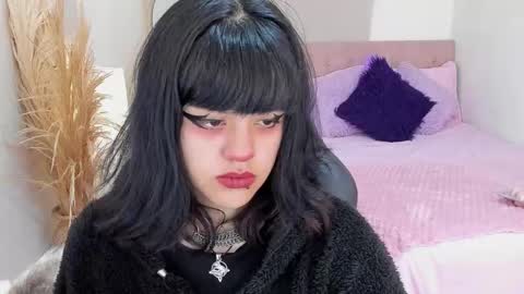 Snapshot of nahemot_sadish chatting on February 28, 12:06 pm nahemot_sadish online show from February 28, 12:06 pm