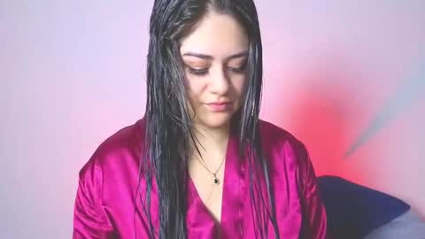 Nahomi  online show from March 25, 8:53 am