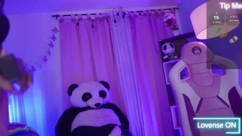 nahomy 2308 online show from April 15, 12:01 pm