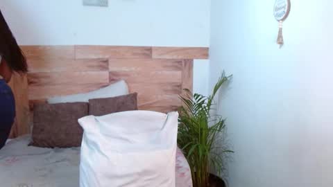 nahomy_gree online show from March 24, 6:24 pm