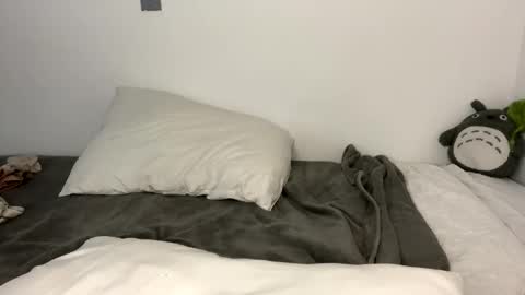 nahomy online show from April 14, 12:16 am