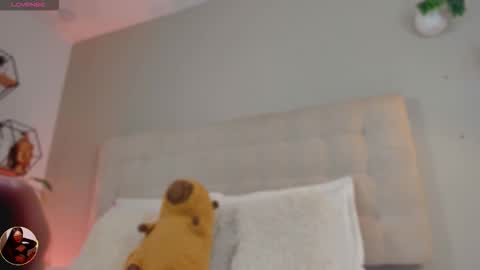 INSTAGRAM  m2221     online show from March 27, 10:04 am