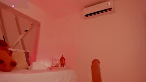 INSTAGRAM  m2221     online show from April 7, 10:37 am