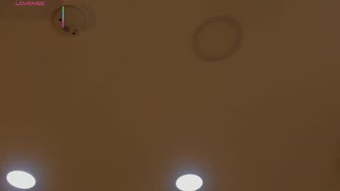 INSTAGRAM  m2221     online show from April 17, 10:07 am