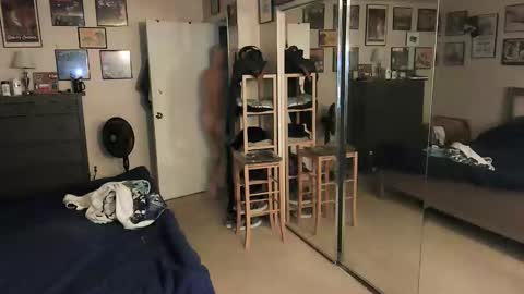 nakedmonkey online show from December 19, 1:34 am