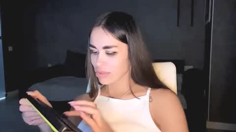 Lady online show from May 21, 6:48 pm