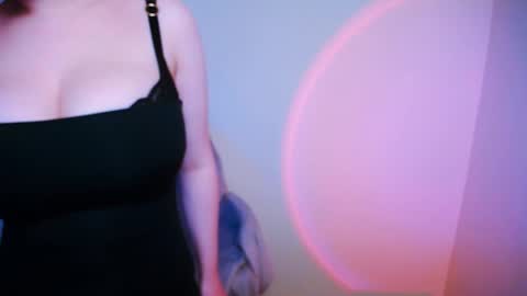 Snapshot of nanafey chatting on January 12, 3:14 pm your candy online show from January 12, 3:14 pm