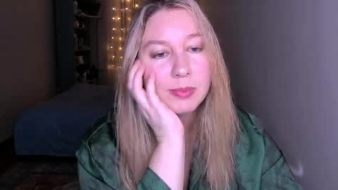 Nancy online show from April 10, 7:18 pm