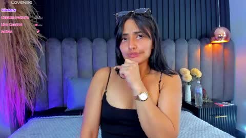 Nanda online show from April 12, 9:53 pm