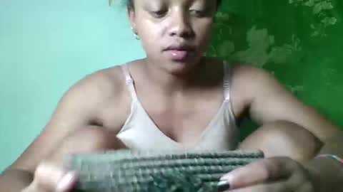 nandrianina416143 online show from March 20, 6:35 pm