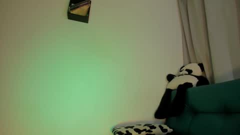 Nanny  online show from February 14, 9:11 pm